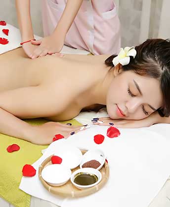 massage lưng trị liệu
